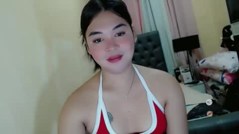 Snapshot of tastefully_yours chatting on 02.17.26 Ms Lendy Versa 3 online show from 02.17.26