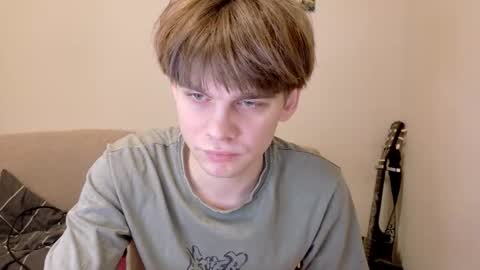 Snapshot of tasteithorny chatting on 04.01.26 tasteithorny online show from 04.01.26