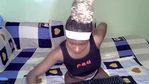 Snapshot of tastie_t chatting on 02.22.26 tastie_t online show from 02.22.26