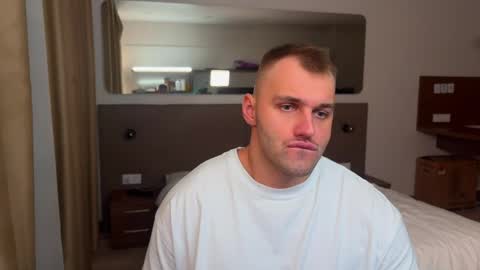 My shows 2100500 UTC3 online show from 11.16.25