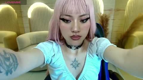 Snapshot of tasty_morita_r chatting on 09.30.25 tasty_morita_r online show from 09.30.25