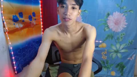Snapshot of tastylicious_kim chatting on 12.11.24 Ask me online show from 12.11.24