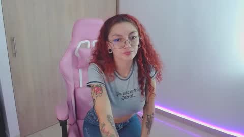 Snapshot of tastymeli8 chatting on 03.11.25 Meli online show from 03.11.25