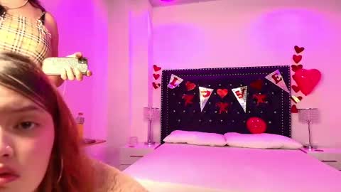 Snapshot of tata_and_michi chatting on 02.16.25 tata_and_michi online show from 02.16.25