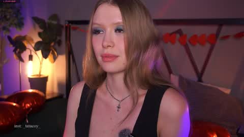 Snapshot of tatacoy chatting on 02.12.26 TataCoy online show from 02.12.26