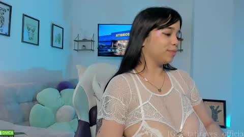 Snapshot of tati_reyes chatting on 04.17.26 Tatiana --- Schedule Monday to Sundays 800 to 200 UTC-5 online show from 04.17.26