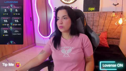 Tatiana SC online show from 10.18.25