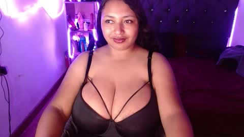 Snapshot of tatiana_wd chatting on 05.08.26 tatiana online show from 05.08.26