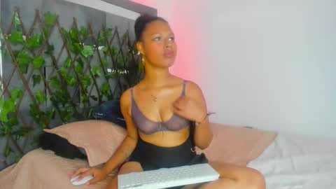 Snapshot of tatianasquirthot chatting on 02.21.26 tatianasquirthot online show from 02.21.26