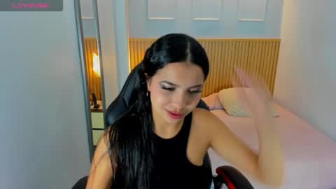 Snapshot of tatigold2 chatting on 02.26.26 T A T I online show from 02.26.26