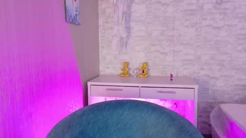 Tati online show from 11.22.25