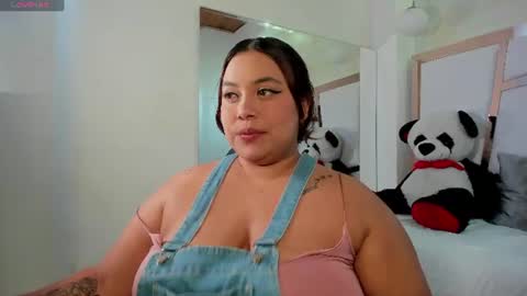 Snapshot of tatikanyx chatting on 06.20.26 tatikanyx online show from 06.20.26