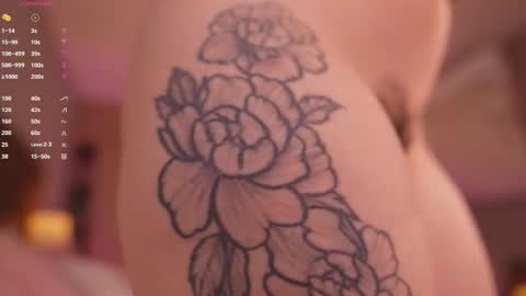 Snapshot of tatikiss_ chatting on 01.19.26 Tatiana independent girl online show from 01.19.26