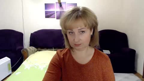 Snapshot of tattease chatting on 12.28.24 Tattease online show from 12.28.24