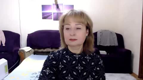 Snapshot of tattease chatting on 01.02.25 Tattease online show from 01.02.25