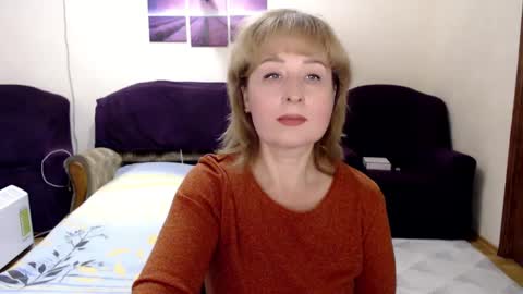 Snapshot of tattease chatting on 01.10.25 Tattease online show from 01.10.25
