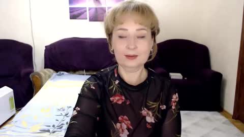 Snapshot of tattease chatting on 01.11.25 Tattease online show from 01.11.25