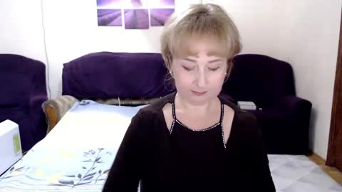 Snapshot of tattease chatting on 01.11.25 Tattease online show from 01.11.25