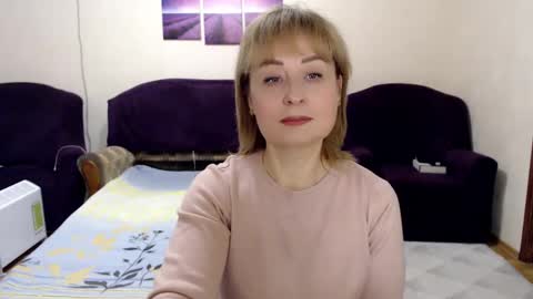 Snapshot of tattease chatting on 02.12.25 Tattease online show from 02.12.25
