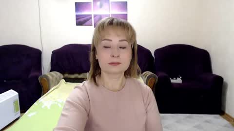 Snapshot of tattease chatting on 03.01.25 Tattease online show from 03.01.25