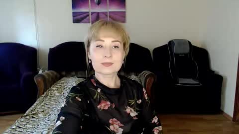 Snapshot of tattease chatting on 09.13.25 Tattease online show from 09.13.25