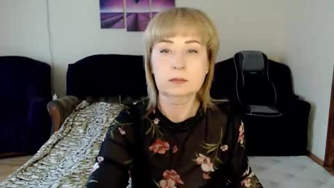 Snapshot of tattease chatting on 09.15.25 Tattease online show from 09.15.25