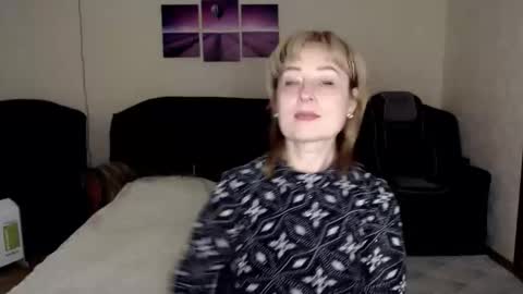 Snapshot of tattease chatting on 10.07.25 Tattease online show from 10.07.25