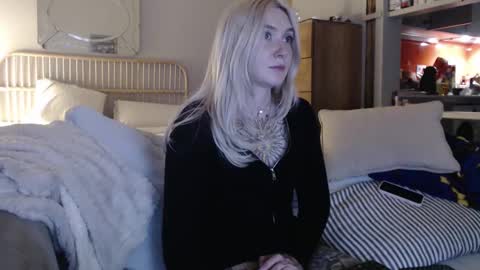 Snapshot of tattoobbgirl chatting on 02.21.25 tattoobbgirl online show from 02.21.25