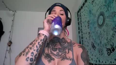 Snapshot of tattooed_natalia chatting on 01.07.25 Natalia 3 online show from 01.07.25