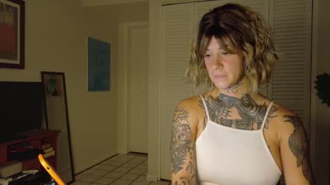 Snapshot of tattooed_natalia chatting on 02.02.25 Natalia 3 online show from 02.02.25