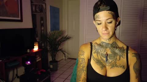 Snapshot of tattooed_natalia chatting on 05.03.26 Natalia 3 online show from 05.03.26