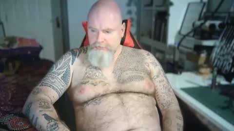 Tattooeddilf 01 online show from 10.14.25