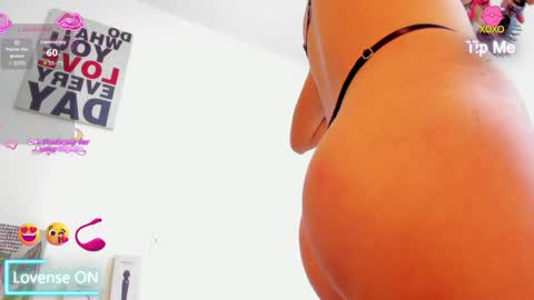 Tatoo foxx online show from 04.01.26