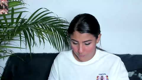 Tatiana Gomez online show from 09.26.25