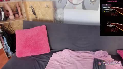 Snapshot of taty_miller chatting on 01.31.25 Taty Miller online show from 01.31.25