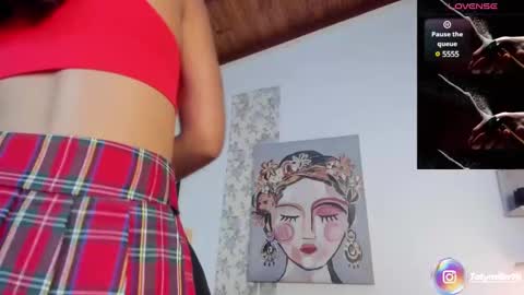 Snapshot of taty_miller chatting on 02.20.25 Taty Miller online show from 02.20.25