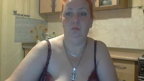 Snapshot of tatyanka_ chatting on 12.25.24 tatyanka_ online show from 12.25.24