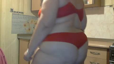Snapshot of tatyanka_ chatting on 01.12.25 tatyanka_ online show from 01.12.25
