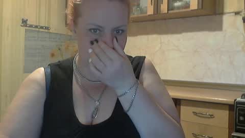 Snapshot of tatyanka_ chatting on 02.22.25 tatyanka_ online show from 02.22.25