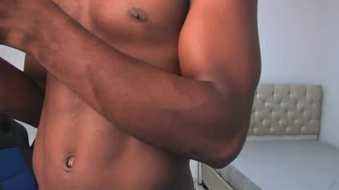 Snapshot of tau_montes chatting on 07.14.26 tau_montes online show from 07.14.26