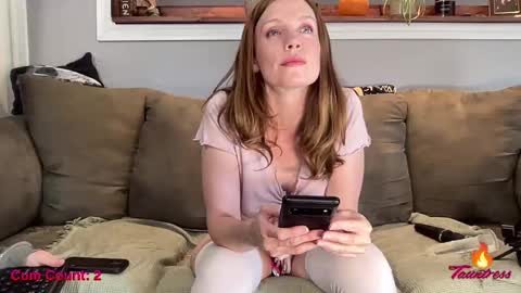 Tauntress online show from 09.28.25