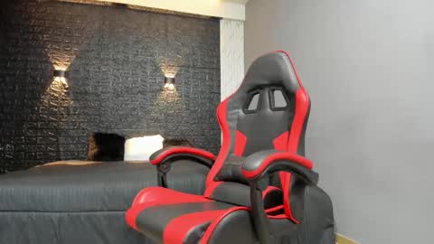  T A U R U S  online show from 10.11.25