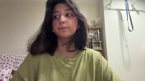 Snapshot of tawnyamartinek chatting on 06.15.26 Riza online show from 06.15.26