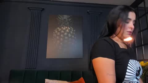 Taylor Bennet online show from 03.08.25