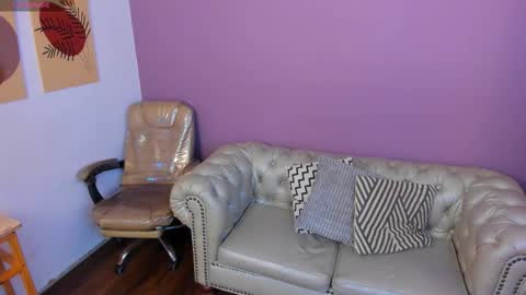 Taylor Bennet online show from 10.13.25