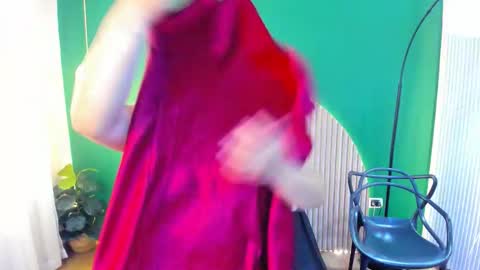 Taylor Bennet online show from 11.15.25