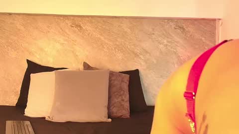 Taylor online show from 10.30.25