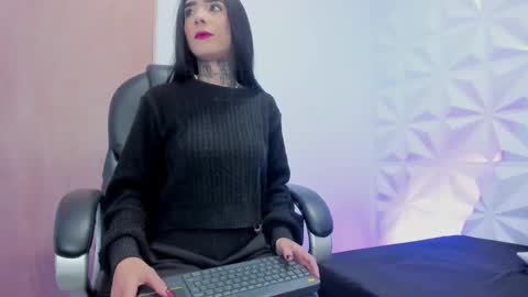 Taylor online show from 01.10.26