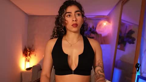 taylormichell online show from 11.30.25