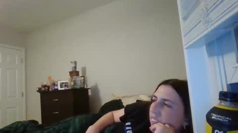 Snapshot of taylorslay chatting on 05.18.26 taylorslay online show from 05.18.26